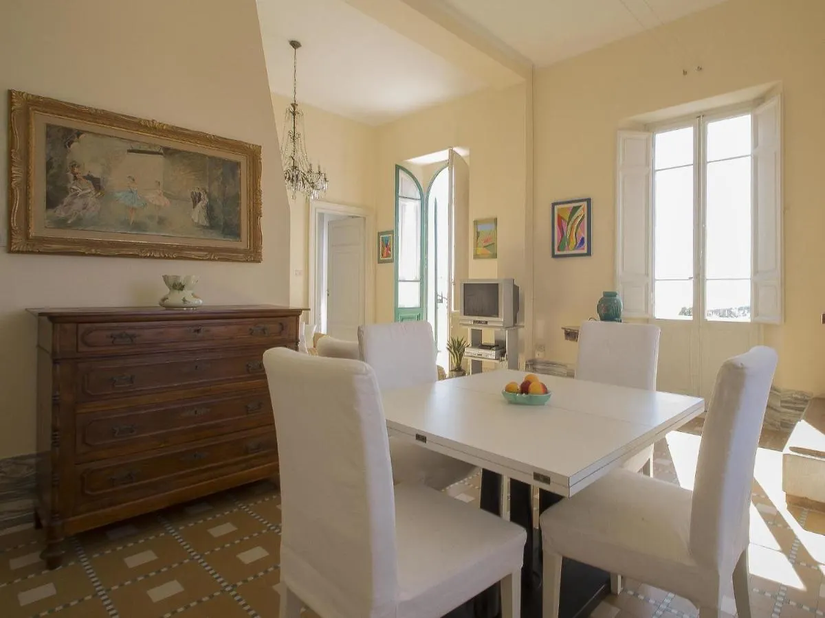 Locazione Turistica Villa Nicodemi Marina di Massa Apartment